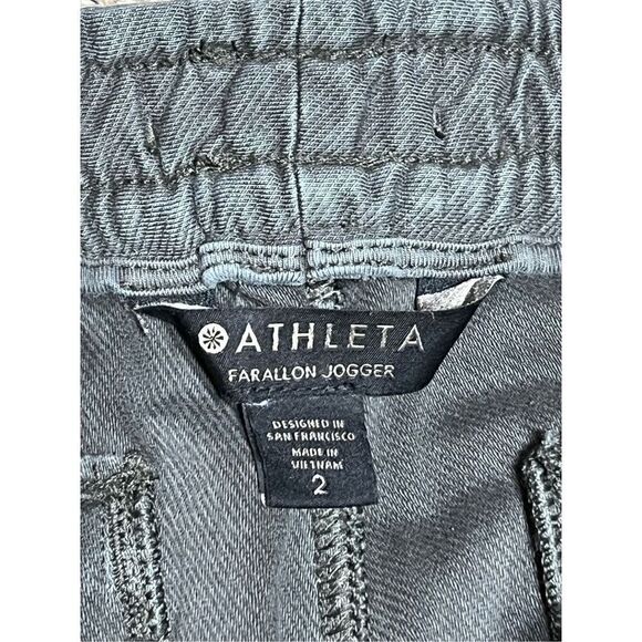 Athleta Farallon Jogger Cypress Green Size 2 - Picture 4 of 4